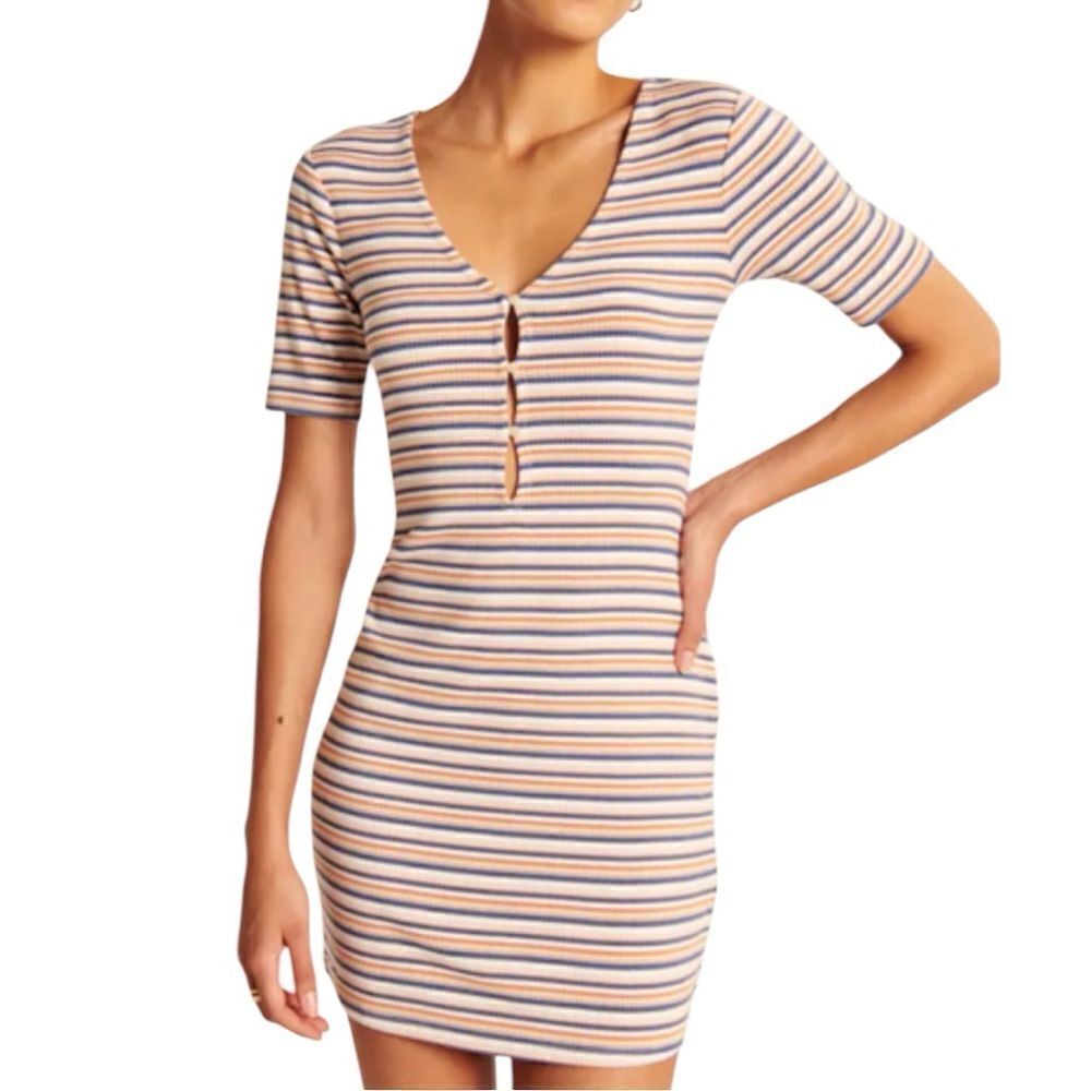 Abercrombie and Fitch Keyhole Knit Dress